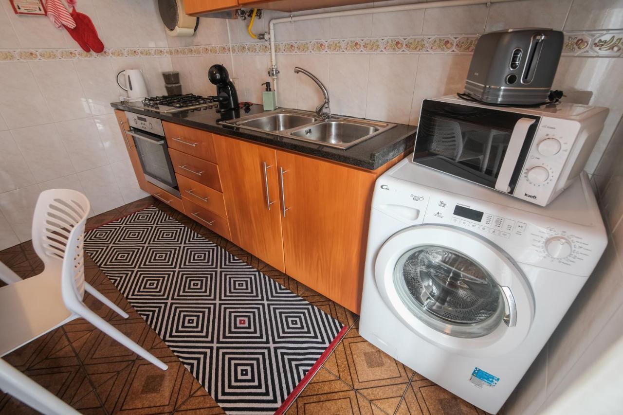Besugo'S House Rooms & Apartment Назаре Екстериор снимка