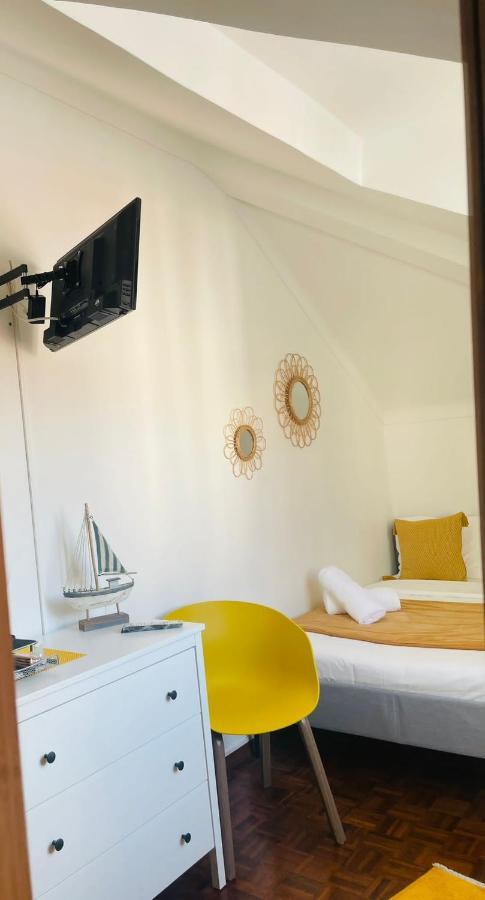 Besugo'S House Rooms & Apartment Назаре Екстериор снимка